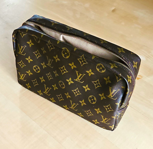 Louis vuitton monogram - louis,