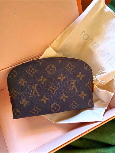 Louis vuitton monogram - louis,