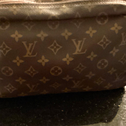 Louis vuitton - louis,