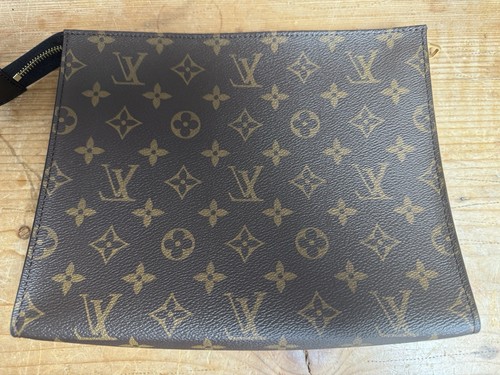 Louis vuitton poche toilette - louis,