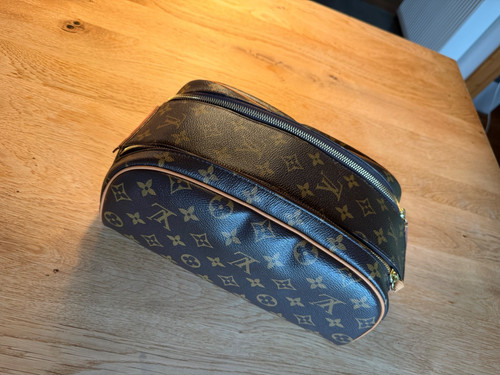 Louis vuitton kulturtasche - vuitton,